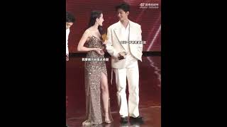 Yang Yang and Dilraba Dilmurat on Tencent Award 2020 杨洋 迪丽热巴 [upl. by Irvine249]