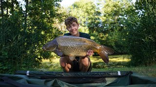 🎥Brute onderwaterbeelden🎥 en 🐟MEGA KARPERS🐟 team Underfishing vist op 🇧🇪CarpInsula in België🇧🇪 [upl. by Yeffej]