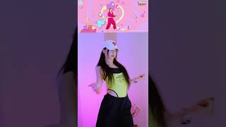 Dance now dance hooroodance applewatch kpop dancer dancechallenge smartwatch justdance [upl. by Azilanna]