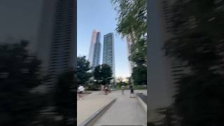 Grant Skatepark chicago downtown skateboarding skatelife city life sk8 havefun livelife [upl. by Hacim105]