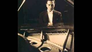 Gershwin plays Gershwin 3 Preludes [upl. by Frey]