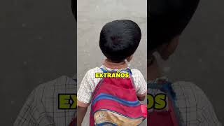 Este Niño Se Avergüenza Por Llevar Un Bolso Roto 💔❤️‍🩹 historiasreales [upl. by Jonathon986]