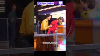 Teakook❤ jk teach v hiw skating😚💜 bts cute moment teakook jungkook taehyung love hindisong [upl. by Oman251]