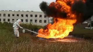 FOAM FIRE EXTINGUISHER TESTING VIDEO 10L144B [upl. by Raffo]