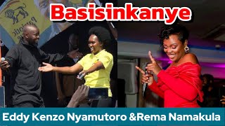 Eddy kenzo Nyamutoro ne Rema namakula basisinkanye ku show laba vibe [upl. by Eirruc]