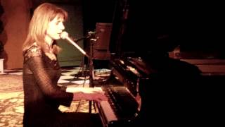 Joni Mitchell Coyote cover Paula Clare [upl. by Thorpe504]