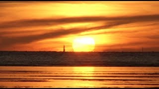 Sonnenaufgang über der Nordsee bei Hooksiel [upl. by Anasus]