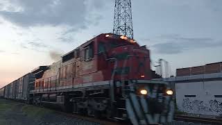 FERROMEX súper 7 FXE 3808 pasando con el tren tirmar por salamanca guanajuato México [upl. by Tonry372]