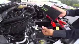 StarkPower quotiSparQ 600Aquot Jump Starts a Ford F150 with a 5L V8 Engine [upl. by Ateekal]