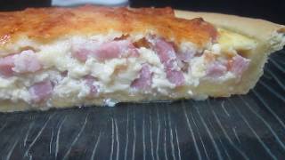 Tarte aux lardons et sa fondue doignons [upl. by Nehtiek]