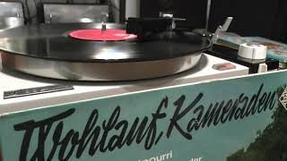 VINYL HQ GERMAN MARCH ORCHESTRA WW2 march quotweit ist der Weg zurück ins Heimatlandquot  PE33 Studio [upl. by Manoff]