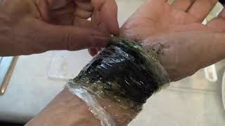 COMFREY POULTICE  HOW I MAKE IT WITH EVO AND CLING WRAP OAG [upl. by Eilis]