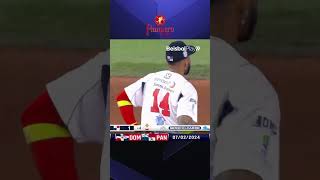 Johan Camargo se luce en el campocorto 🥵🔥 seriedelcaribe beisbol dominicana panama pampero [upl. by Ave18]