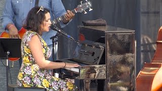 Norah Jones  Flipside Newport Jazz Festival [upl. by Nive652]