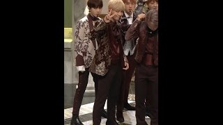 MPD직캠 방탄소년단 뷔 직캠 피 땀 눈물Blood Sweat amp Tears BTS V FanCam  MCOUNTDOWN20161013 [upl. by Ralip]