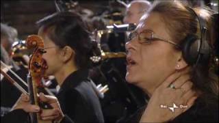 COCCIANTE CANTA COCCIANTE MARGHERITA A CAPPELLA CON PUBBLICO ARENA DI VERONA MAGGIO 2009 [upl. by Ahseek]