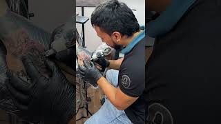 Acompáñame a restaurar este viejo tatuaje tattoo tattooartist athlete tatuaje tatuajemexicano [upl. by Onairpic]