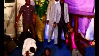 Local Worship Medley Touching Gods Heart 2011  Denzel Prempeh [upl. by Assened]