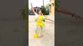 Aji Dokhino Pobone Dance  Sayani Ghosh shorts like share comment subscribe viral [upl. by Nairahcaz]