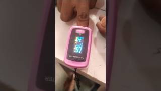 Plus oximeter 🩶iam vlog viralvideo bollywood [upl. by Demakis383]