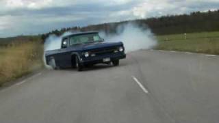 Dodge D100 440 burnout [upl. by Yeffej]