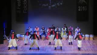 Argentinian folk dance Malambo amp Boleadoras [upl. by Nagy]