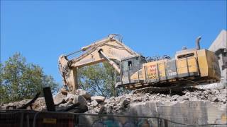 Bagger Komatsu PC 1250 mit Schaufel [upl. by Grubman]