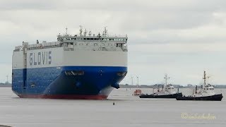 car carrier GLOVIS SPRING V7DUV IMO 9749594 outbound Emden 2 tugs assist Autotransporter [upl. by Biddick683]