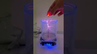 Put lightning into a bottle，Lightning Power experiment science [upl. by Bethesde]