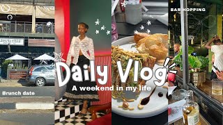 Daily vlog 📹 Spend the weekend with me lunch with friends and bar hopping 🥂🎀 [upl. by Sidnak7]