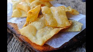 Sfoglie di pane fritto chips veloci [upl. by Ennair]