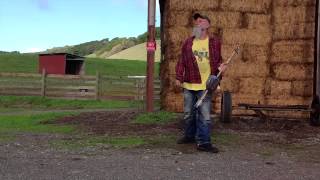 Seasick Steve  Down On The Farm [upl. by Odradlig]