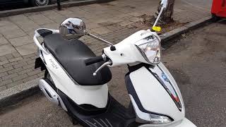 Piaggio Liberty 125 iGet engine in white [upl. by Akenat]