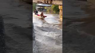 Vỏ lãi qua CốngThe hull runs through the dam [upl. by Nennahs]