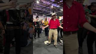 Micah Bell Death Cosplay Version Red Dead Redemption 2 Van Der Linde Gang Cosplay  Brasil Game Show [upl. by Lucio]