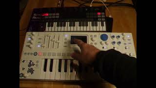 Sampling Monofonic UnoSynth into Polyphonic Wofi [upl. by Yuh]