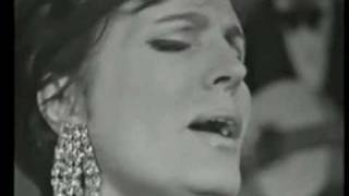 9  Amalia Rodrigues Canta na TV Italiana  22 [upl. by Intirb321]