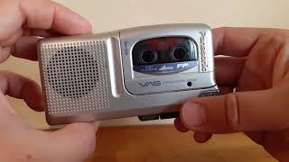 Grabadora de Voz Panasonic de Microcassette RN305 con VAS 02 [upl. by Eelsnia120]