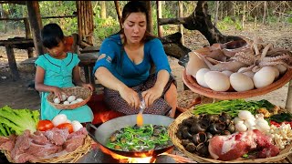 Cooking snail soup with pork so tasty Fry beef with egg recipe Deep fry squid with egg for dinner [upl. by Hsakiv]