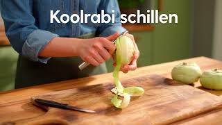 Koolrabi schillen  How to  Allerhande [upl. by Ellened167]