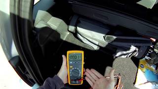 How to Test a Rear Window Defroster Grid With The Fluke 233 [upl. by Nanfa]