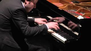 Lukas Vondracek interpreta Scriabin [upl. by Yromem893]