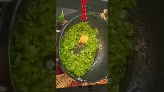 चला 🏃🏃 मस्तपैकी कोथिंबिरीची भाजी करूया  kothimbir bhaji recipe marathishoorts youtubeshorts [upl. by Konrad]