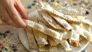 ðŸ° CHIACCHIERE DI CARNEVALE AL FORNO  veloci e gustose [upl. by Ylus187]