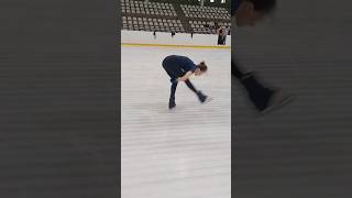 Pirueta combinada patinajeartistico figureskating iceskating patinaje [upl. by Atneciv701]