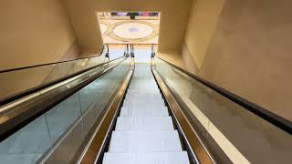 Otis Escalators at the Palazzo Upper Floors Piazza Las Vegas Nevada [upl. by Inilahs872]