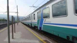 Intercity 721 in arrivo alla stazione di GiarreRiposto [upl. by Rtoip360]