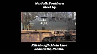 2 Norfolk Southern Trains at Once Meet Up on the Pittsburgh Main Line Jeannette Pa 2024 [upl. by Skyler]