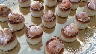 Receta de aperitivo Volovanes rellenos de crema de gambas al ajillo [upl. by Drahser200]