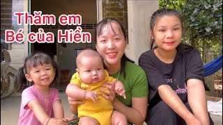 Hôm nay Mai xuống nhà Hiền thăm EmBé của Hiền  rủ nhóc Hậu quay videos lại Ăn gà ủ muối [upl. by Hanavas465]